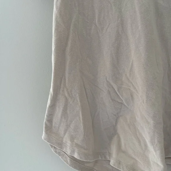 Abercrombie & Fitch Women's Light Beige V-Neck Tee - Picture 3 of 5